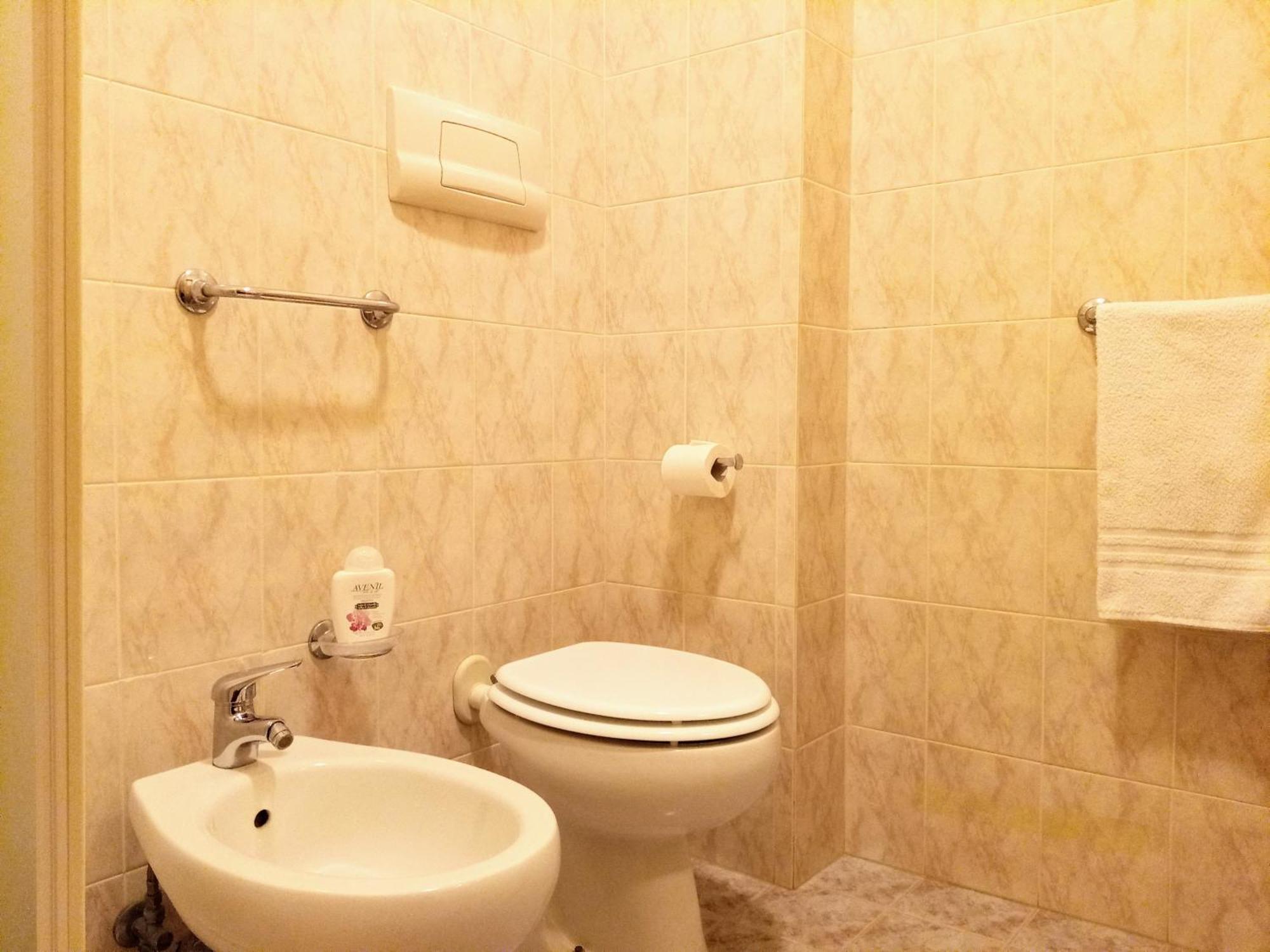 Appartamento Che Vista! Affittacamere Mombaroccio Exteriör bild