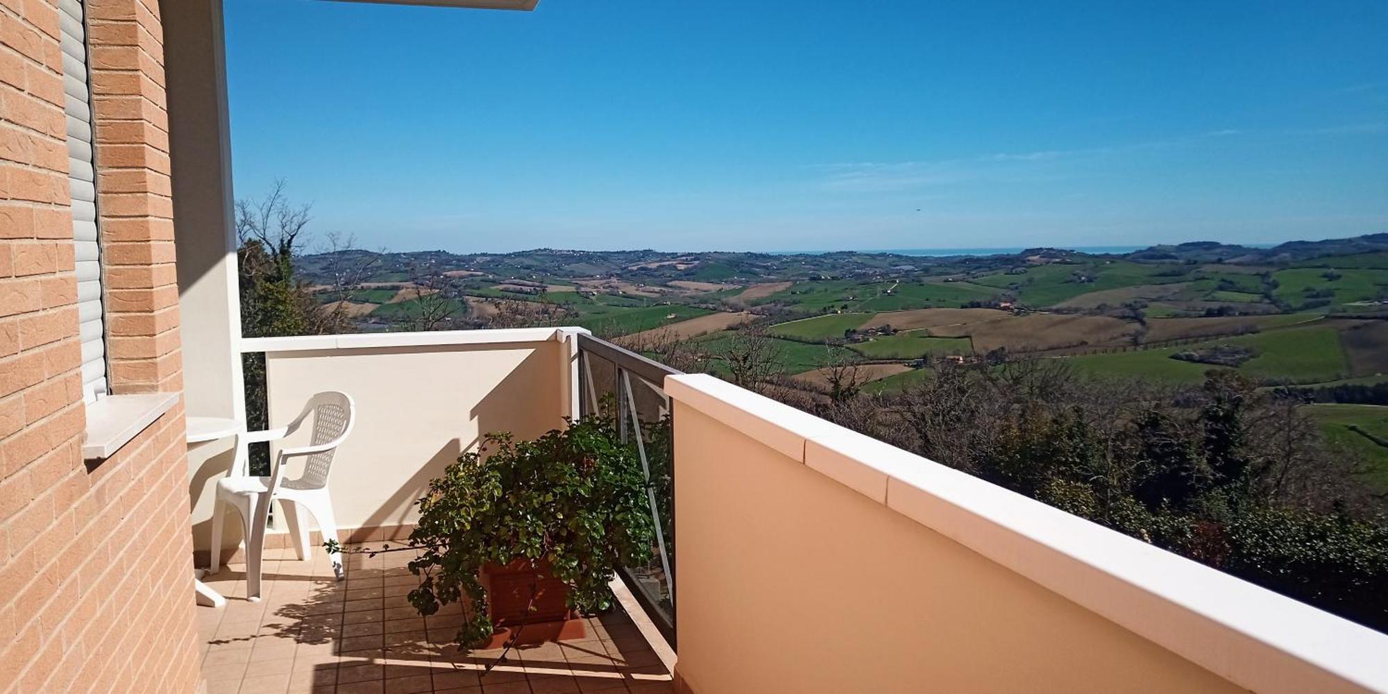 Appartamento Che Vista! Affittacamere Mombaroccio Exteriör bild