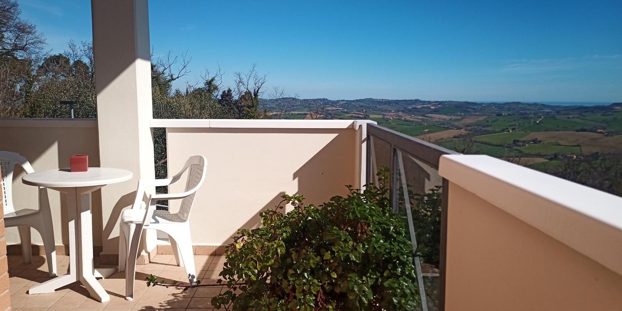 Appartamento Che Vista! Affittacamere Mombaroccio Exteriör bild